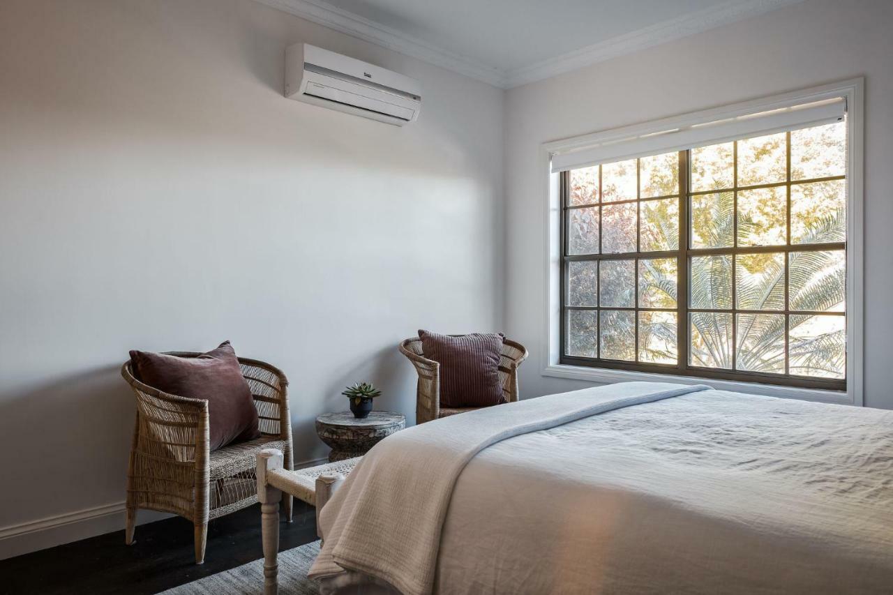 99 Acres Bangalow Retreat 외부 사진